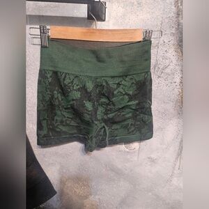 HIGH WAISTED BIKE 🚲 SHORTS 🍑 SIZE XS
